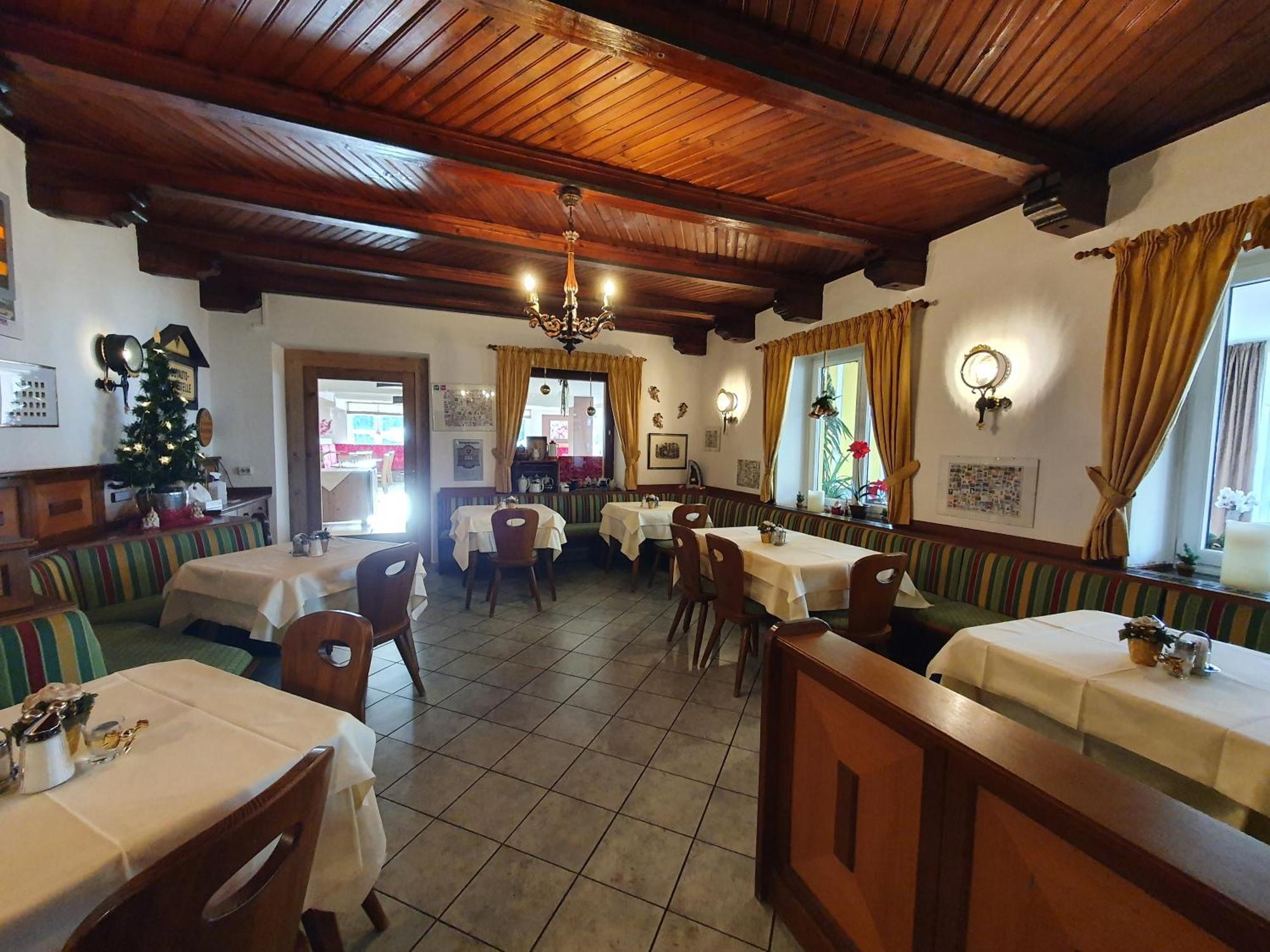 Gasthof Zur Post Оссиах Экстерьер фото